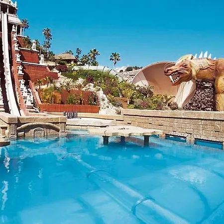 Apartment With Heated Pools In