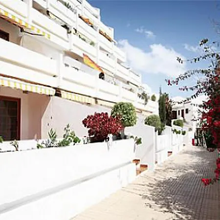 With Heated Pools In Apartment *